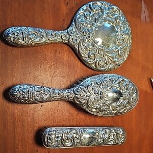 Broadway And Company Silversmiths Dresser Set